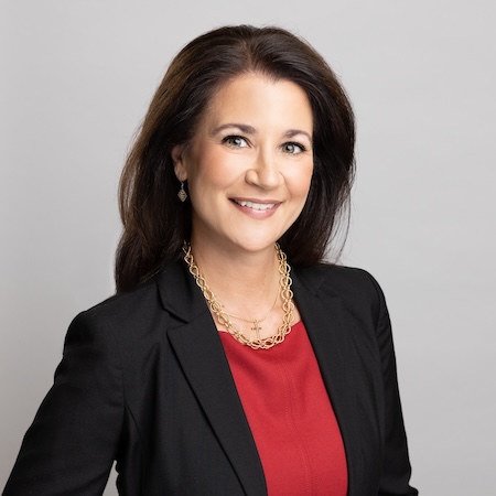 Lexi Elliott Headshot